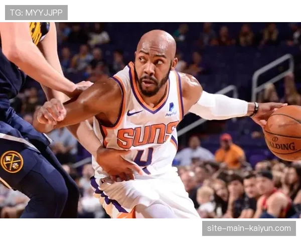 费伦茨瓦罗斯三后卫体系空当 匈牙利球队边路防守存在隐患